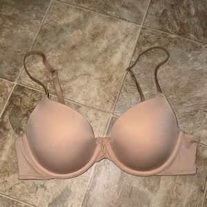 Basically brand new PINK wear everywhere lightly lined t-shirt bra.